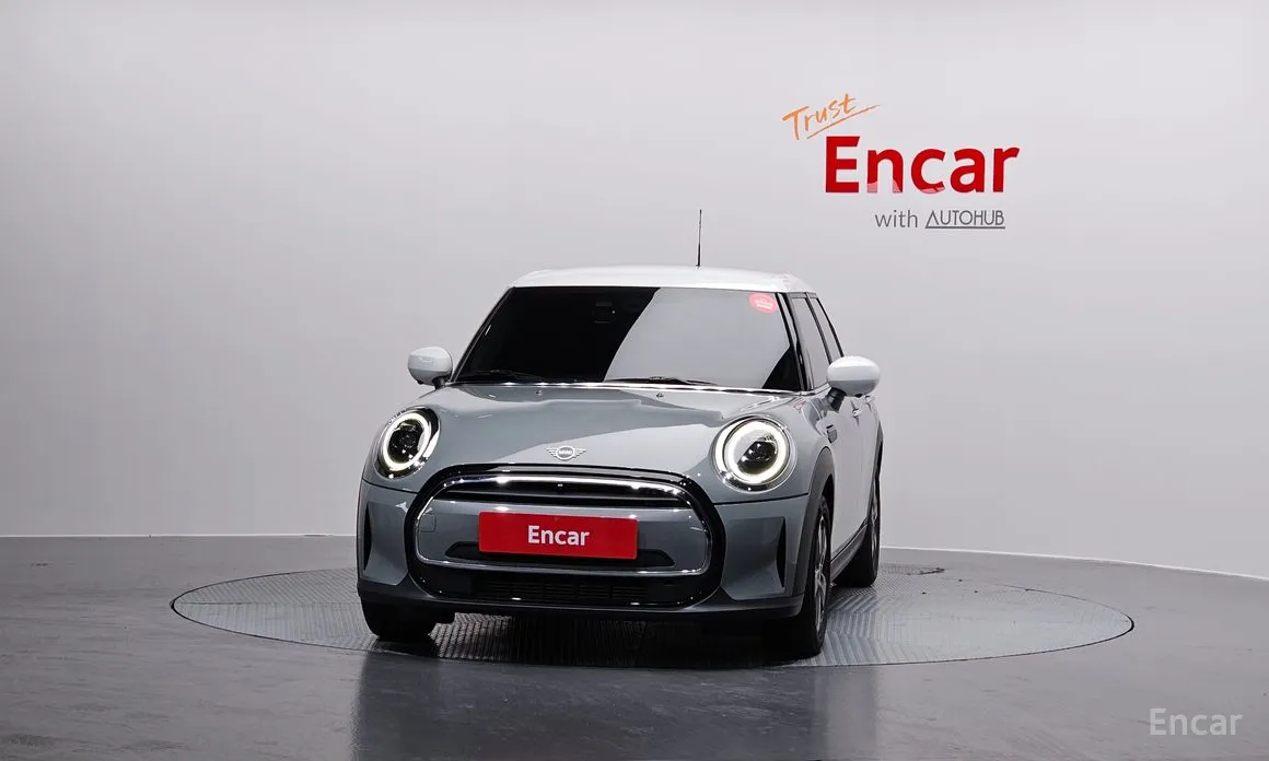 Фото 3 - Mini Cooper