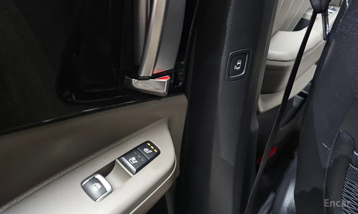 Фото 18 - Kia Carnival