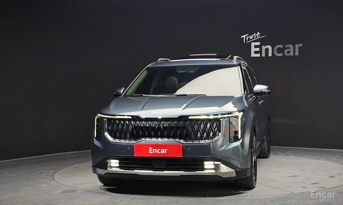 Фото 3 - Kia Carnival