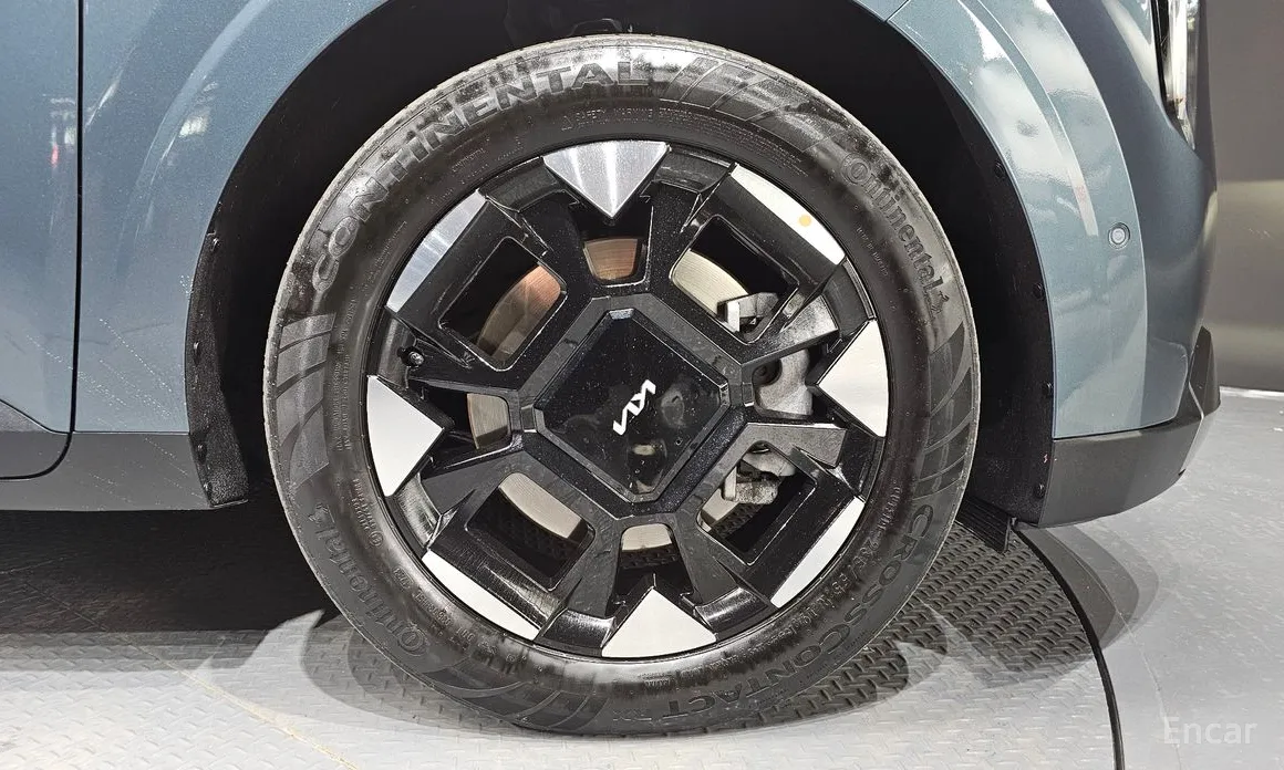 Фото 5 - Kia Carnival