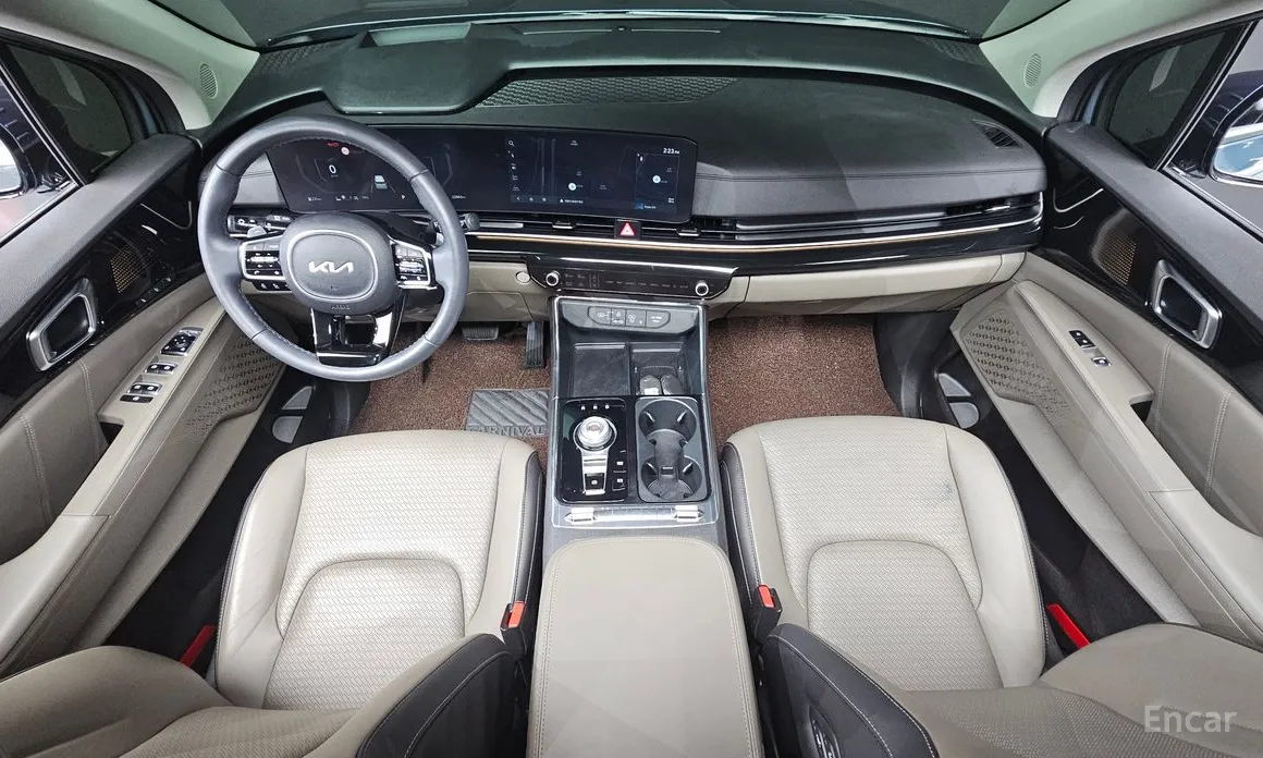 Фото 7 - Kia Carnival