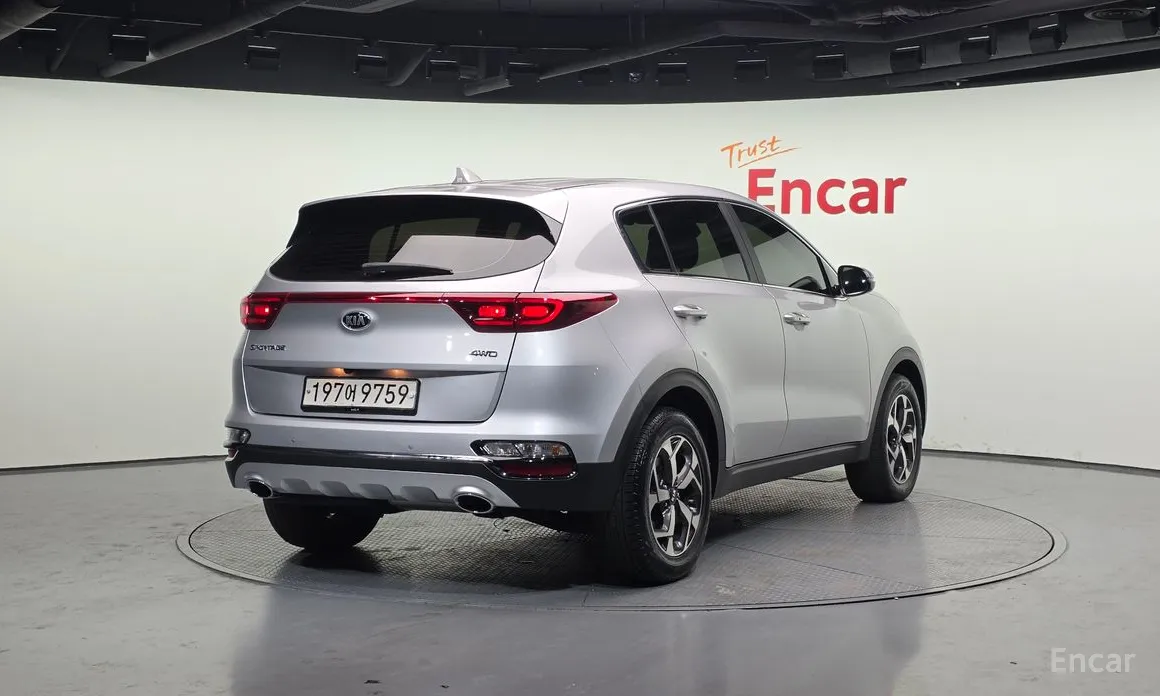 Фото 2 - Kia Sportage