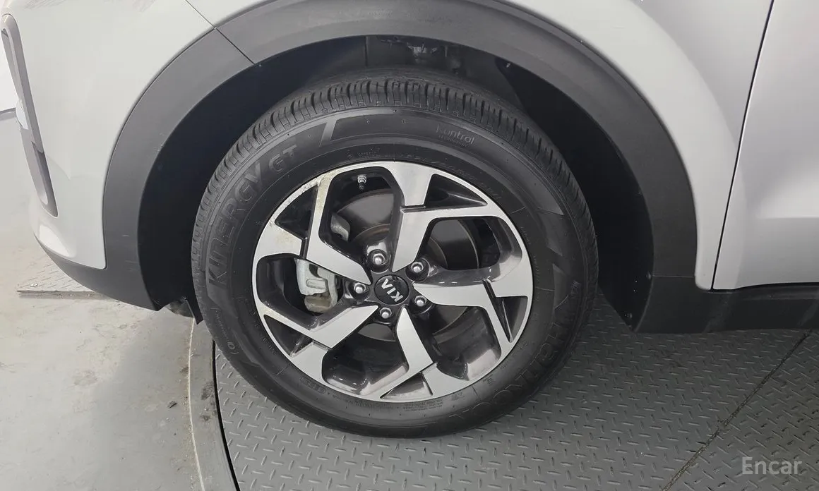 Фото 5 - Kia Sportage