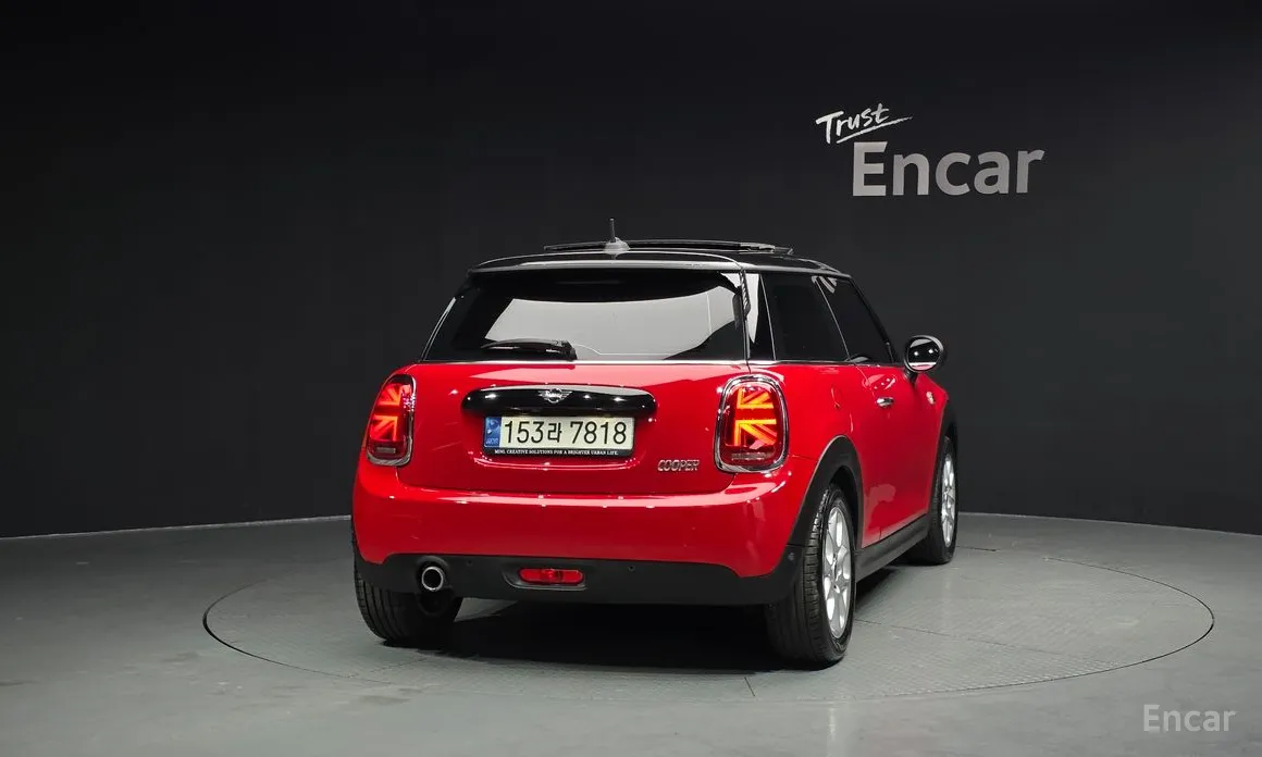 Фото 4 - Mini Cooper