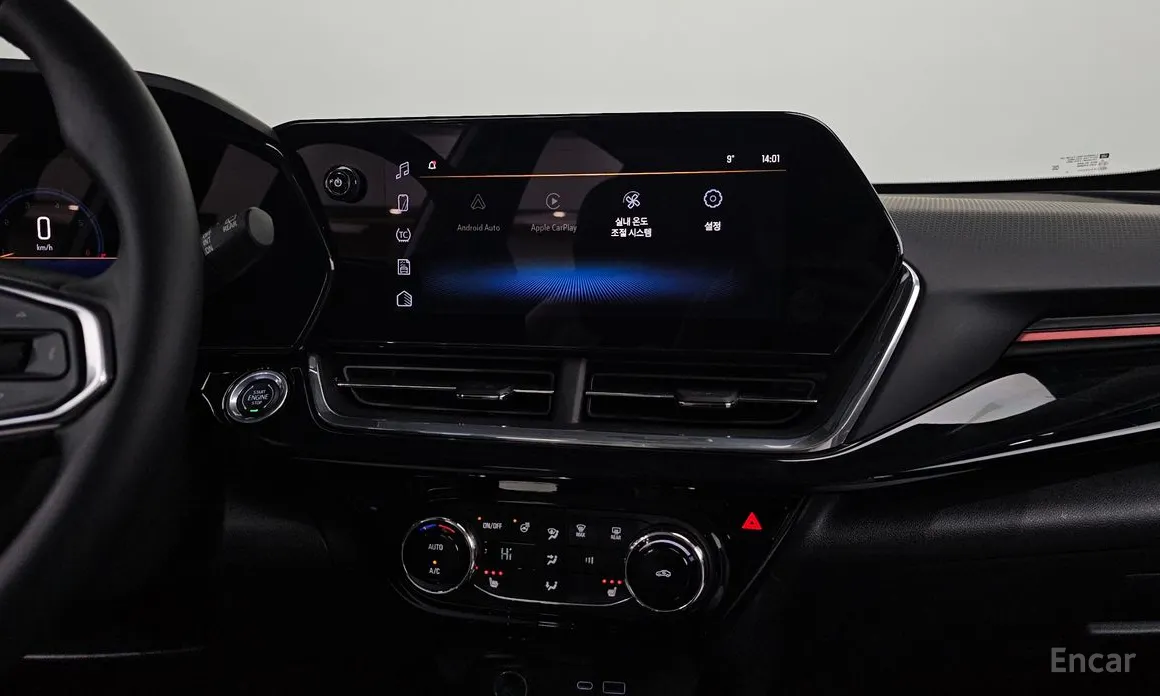 Photo 15 - Chevrolet Trax