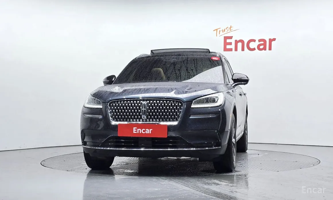 Фото 3 - Lincoln Corsair