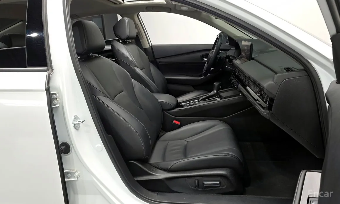 Фото 10 - Honda Accord