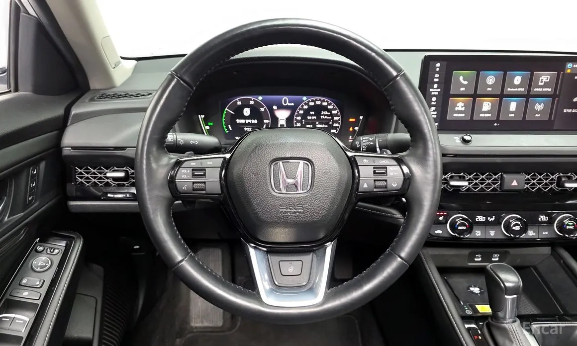 Фото 13 - Honda Accord