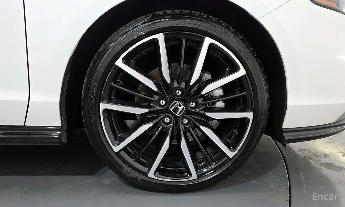 Фото 5 - Honda Accord