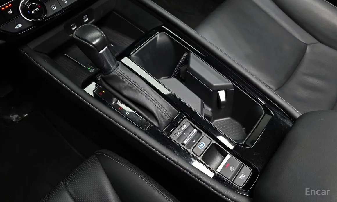 Фото 9 - Honda Accord