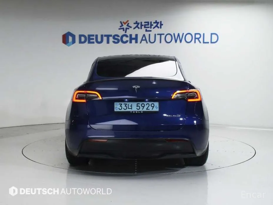 Фото 4 - Tesla Model Y