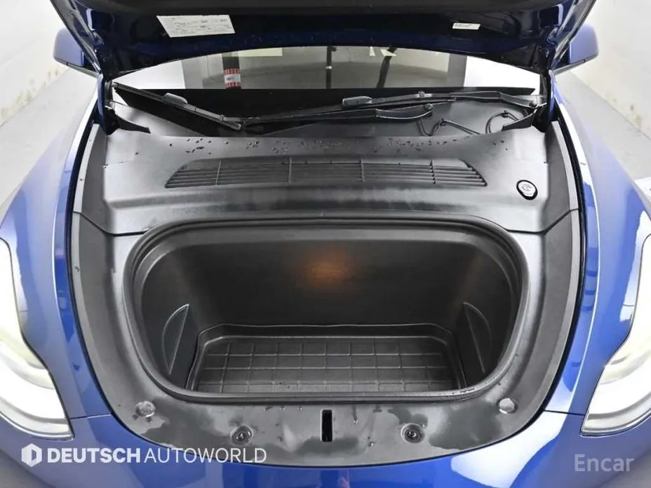 Фото 6 - Tesla Model Y