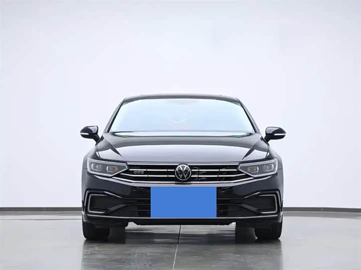 Фото 2 - Volkswagen Magotan GTE Hybrid