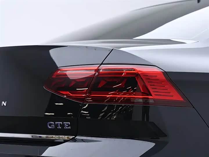 Фото 6 - Volkswagen Magotan GTE Hybrid