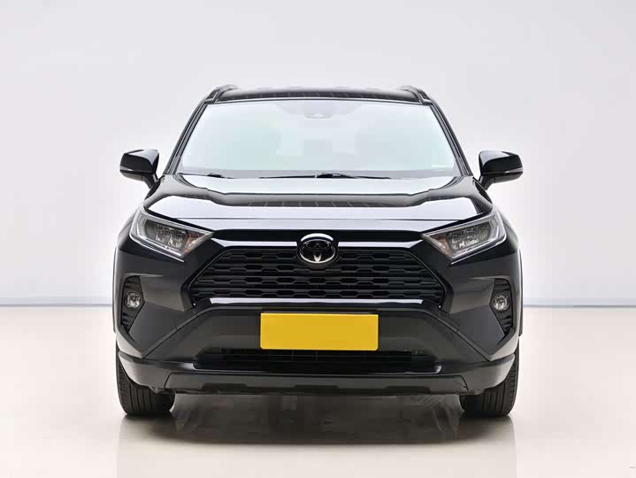 Фото 2 - Toyota RAV4