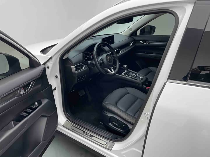 Фото 9 - Mazda CX-5