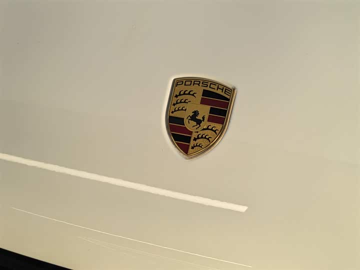 Фото 8 - Porsche Macan