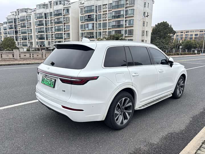 Фото 5 - LiXiang One