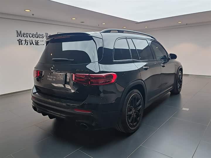 Фото 5 - Mercedes-Benz GLB-Class AMG