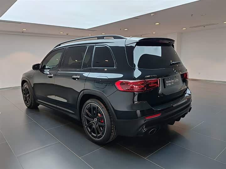 Фото 6 - Mercedes-Benz GLB-Class AMG