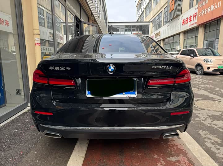 Фото 7 - BMW 5 Series