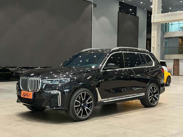 Фото 1 - BMW X7