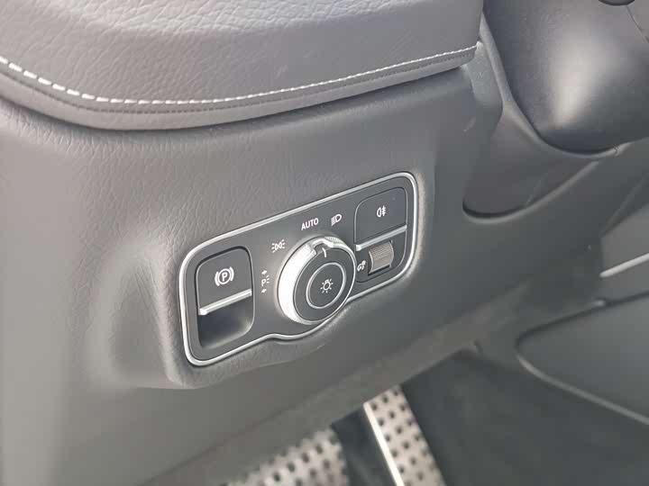 Фото 14 - Mercedes-Benz G-Class