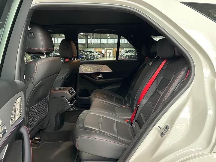 Фото 9 - Mercedes-Benz GLE-Class AMG