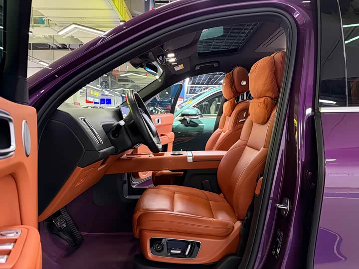 Фото 8 - LiXiang L9