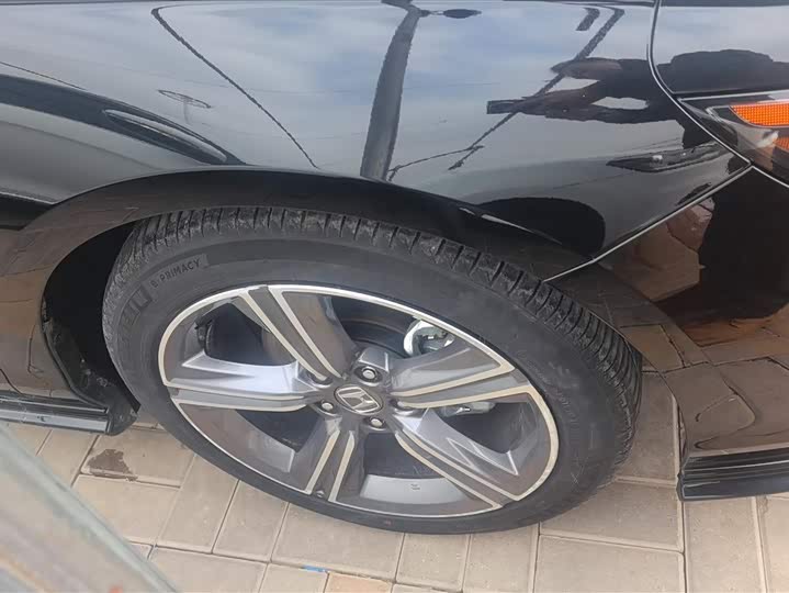 Фото 6 - Honda Accord