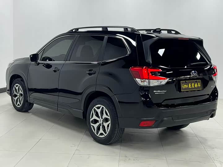 Фото 5 - Subaru Forester