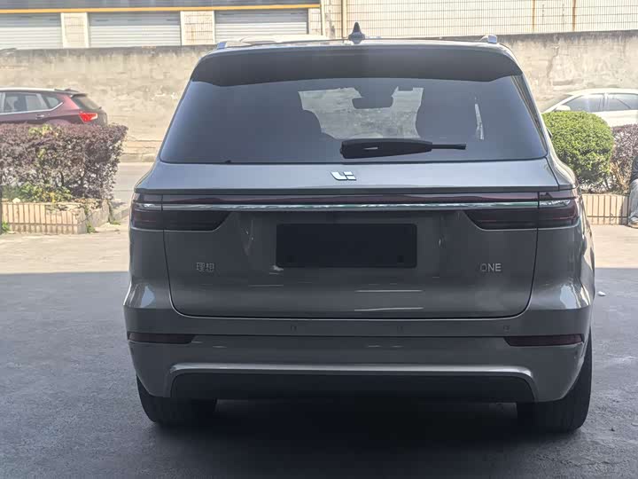 Фото 4 - LiXiang One