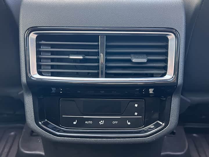 Фото 7 - Volkswagen Teramont Pro