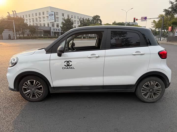 Photo 4 - Leapmotor T03