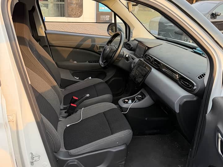 Photo 8 - Leapmotor T03