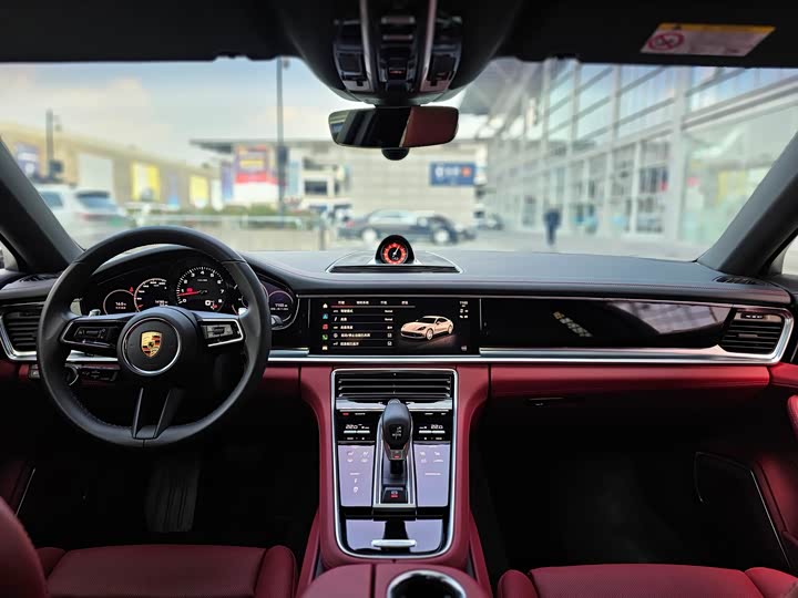 Фото 9 - Porsche Panamera