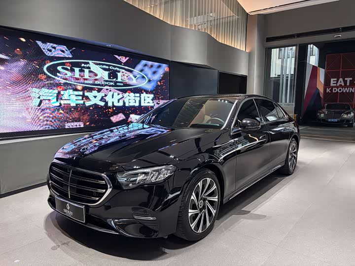 Photo 1 - Mercedes-Benz E-Class