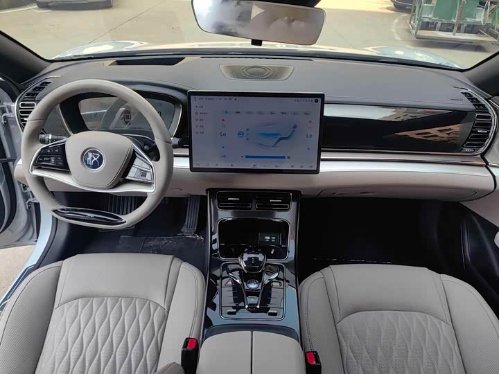 Фото 9 - BYD Han