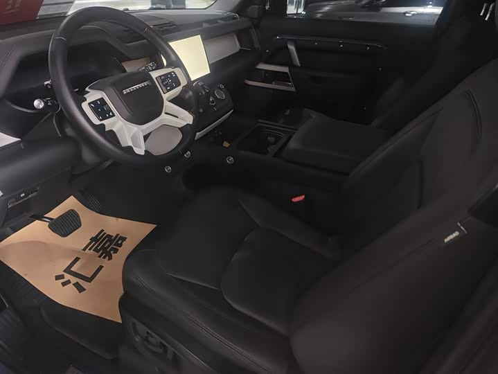 Фото 9 - Land Rover Defender