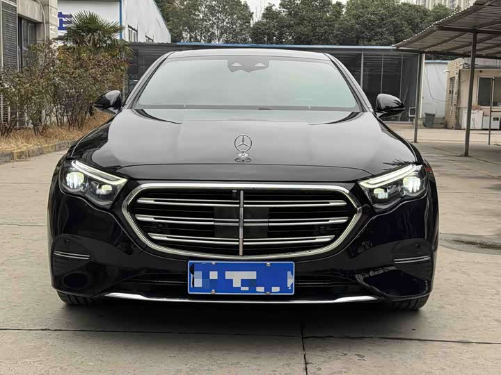 Photo 2 - Mercedes-Benz E-Class