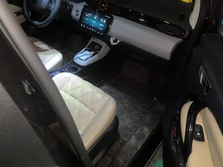 Фото 8 - Leapmotor T03