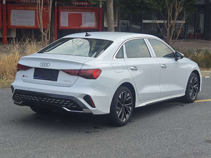 Фото 7 - Audi A3