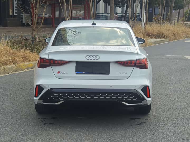 Фото 8 - Audi A3