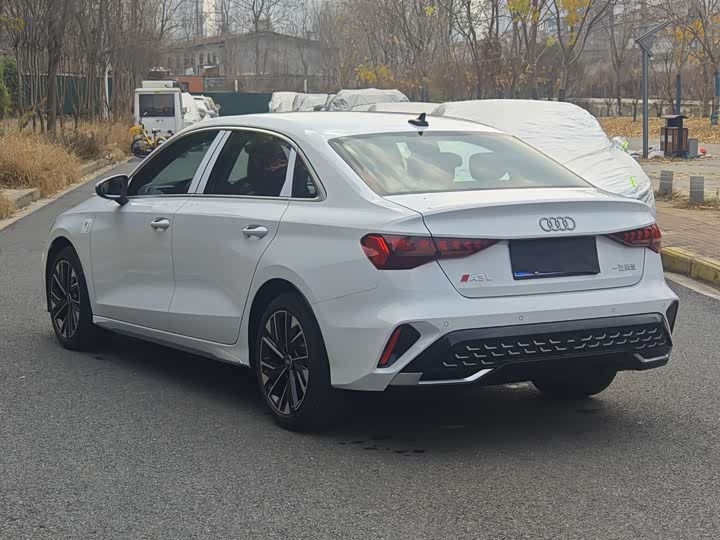 Фото 9 - Audi A3