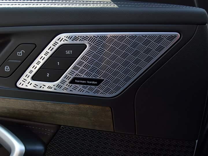 Фото 7 - BMW iX1