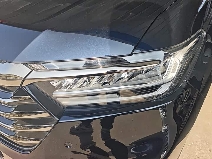 Фото 5 - Honda Odyssey