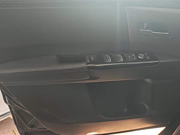 Фото 7 - Honda Odyssey