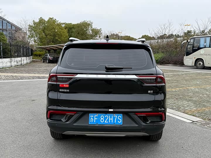 Фото 8 - Geely Okavango