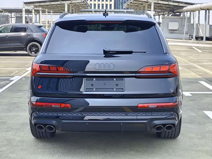 Фото 6 - Audi SQ7