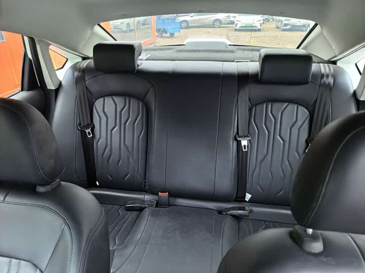 Фото 7 - Dongfeng Forthing S60 EV